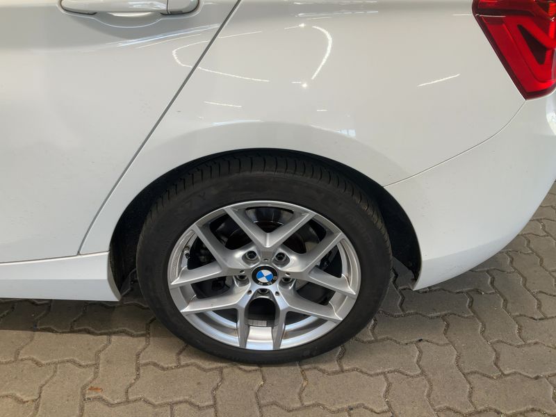 BMW 1er 120d Sport Line 2017 – снимка 5