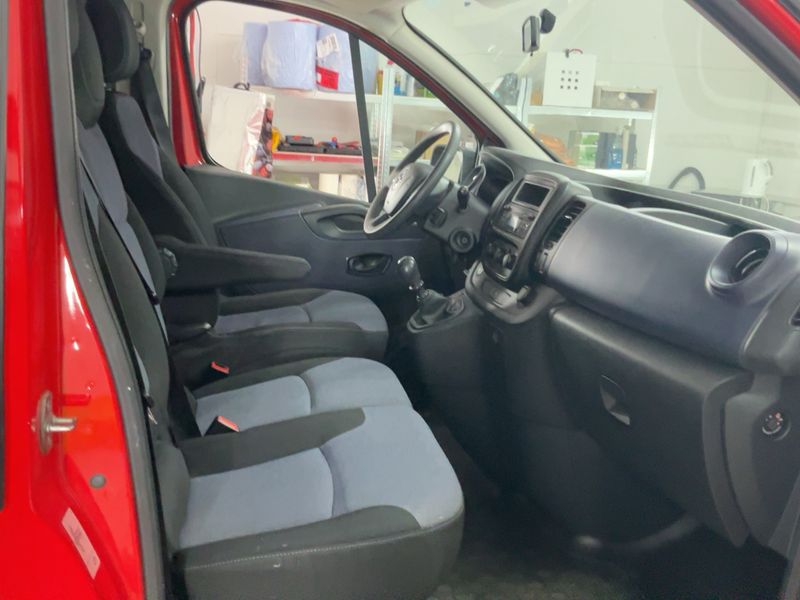 Opel Vivaro 1.6 CDTI Kasten L1H1 2,7t 2015 – снимка 16