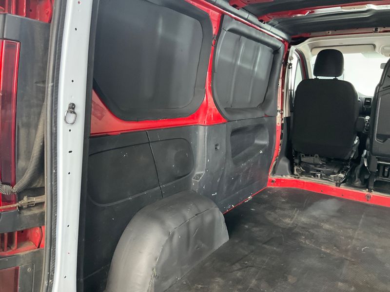 Opel Vivaro 1.6 CDTI Kasten L1H1 2,7t 2015 – снимка 38