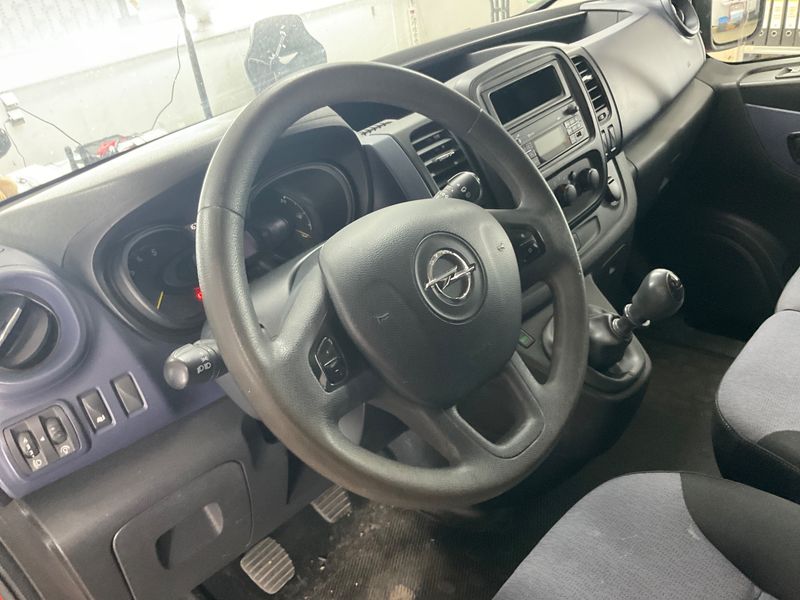 Opel Vivaro 1.6 CDTI Kasten L1H1 2,7t 2015 – снимка 35