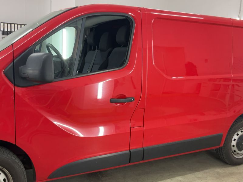 Opel Vivaro 1.6 CDTI Kasten L1H1 2,7t 2015 – снимка 4