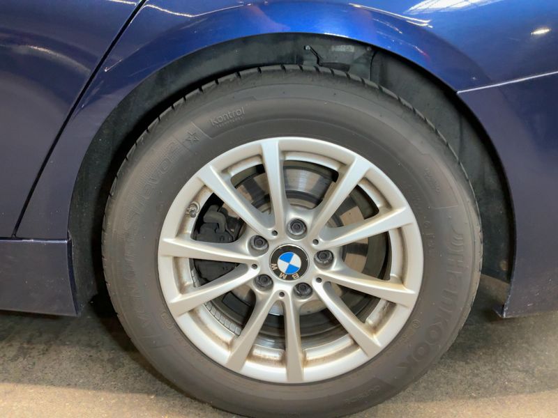 BMW 3er 320d Advantage 2016 – снимка 5