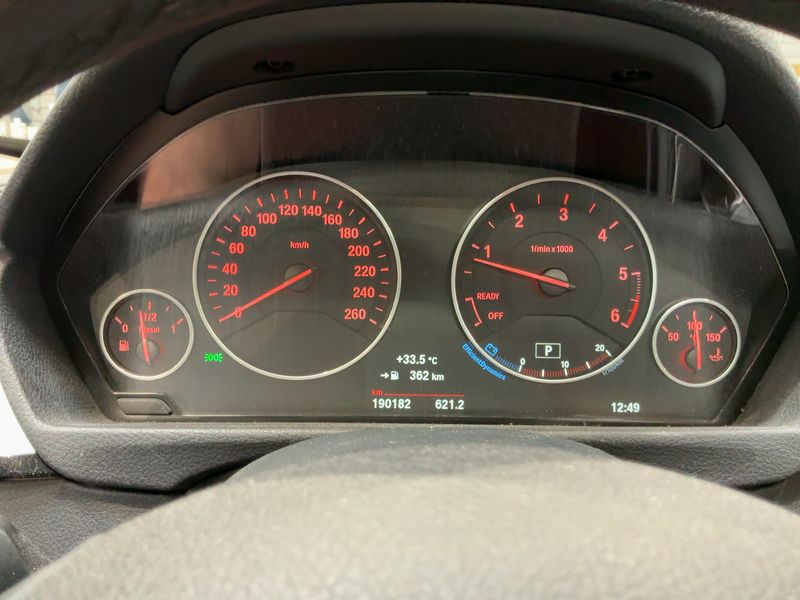 BMW 3er 320d Advantage 2016 – снимка 19