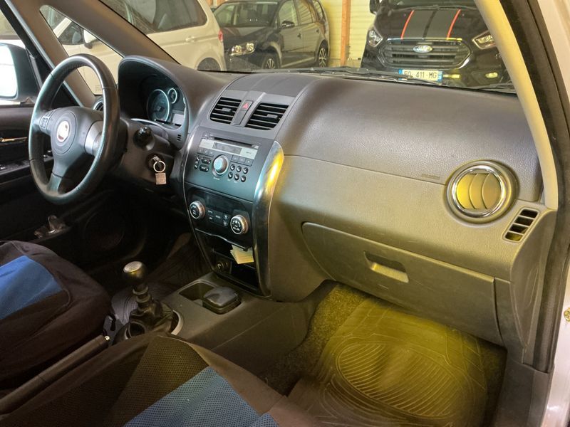 Fiat Sedici 2.0 JTDM Multijet Easy 4x4 2013 – снимка 28