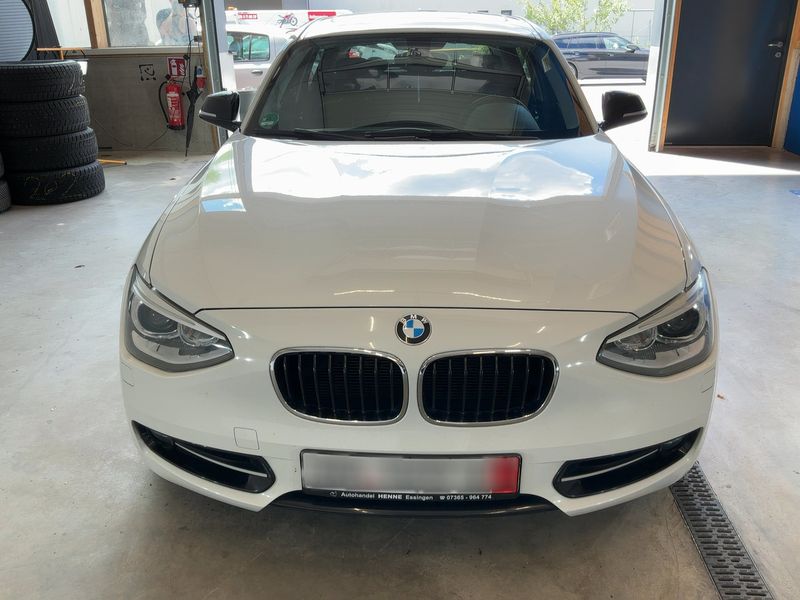 BMW 1er 118i 2011 – снимка 14