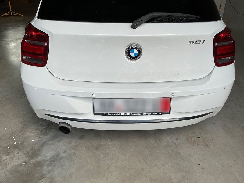 BMW 1er 118i 2011 – снимка 30
