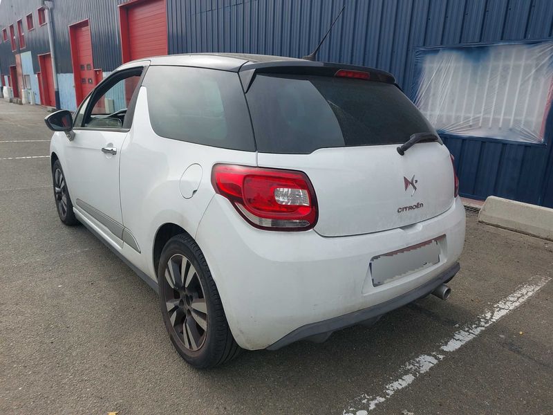 Citroen DS3 1.6 HDi SoChic 2012 – снимка 3