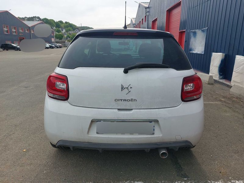 Citroen DS3 1.6 HDi SoChic 2012 – снимка 4