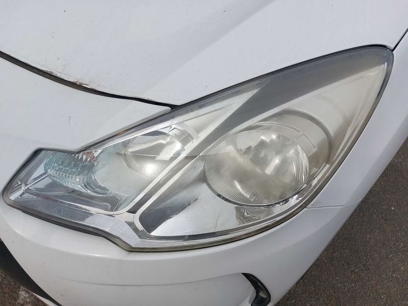 Citroen DS3 1.6 HDi SoChic 2012 – снимка 48
