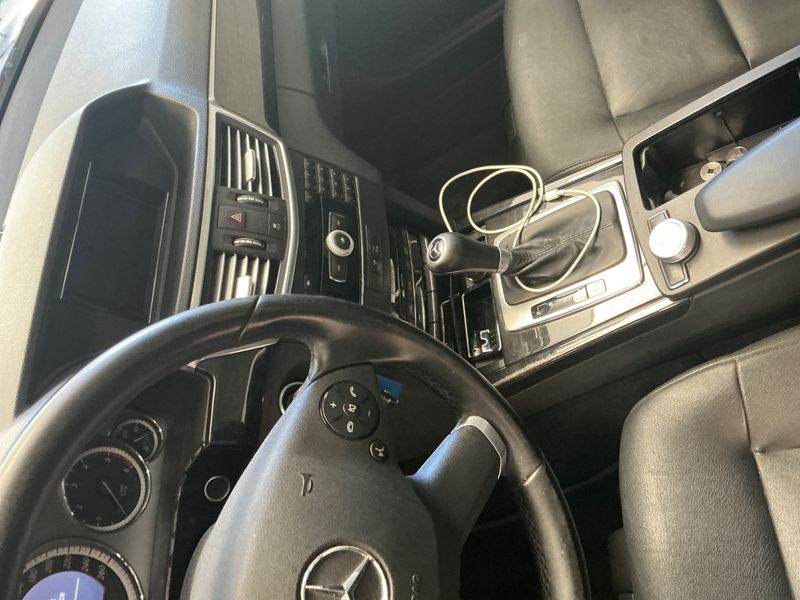 Mercedes-Benz E-Klasse E 220 CDI Avantgarde 2010 – снимка 28