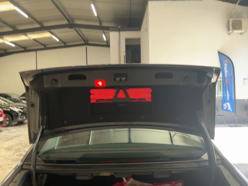 Mercedes-Benz E-Klasse E 220 CDI Avantgarde 2010 – снимка 15