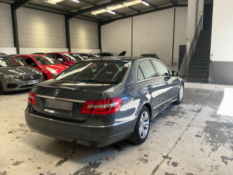 Mercedes-Benz E-Klasse E 220 CDI Avantgarde 2010 – снимка 8
