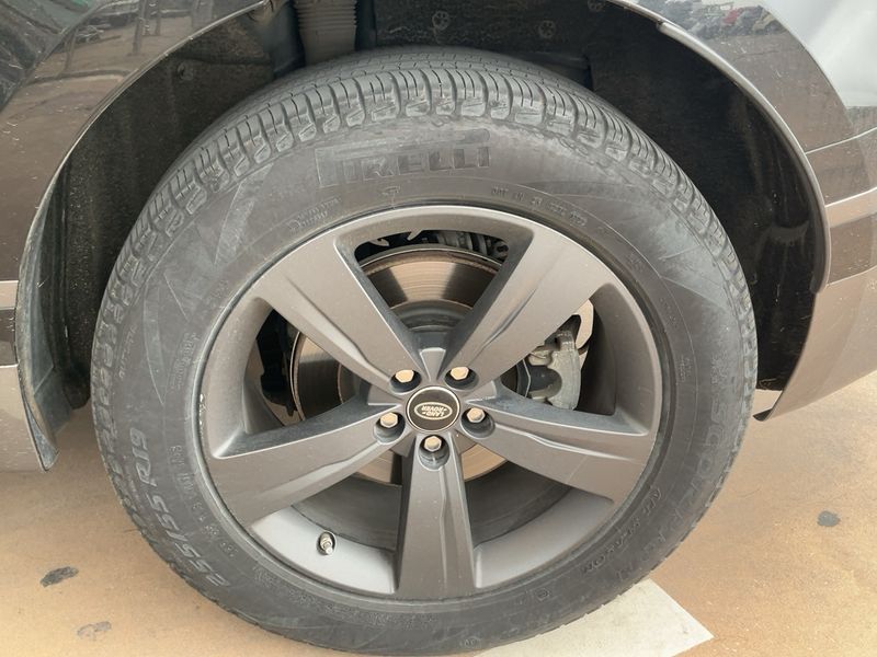 Land Rover Range Rover Velar 2.0 Diesel S R-Dynamic 2019 – снимка 5