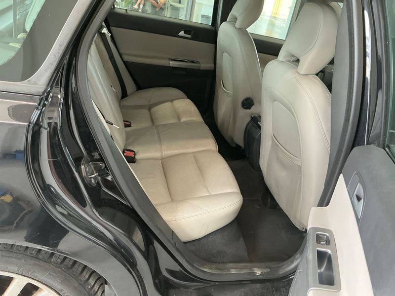 Volvo V50 2.4 D5 Summum 2007 – снимка на щета