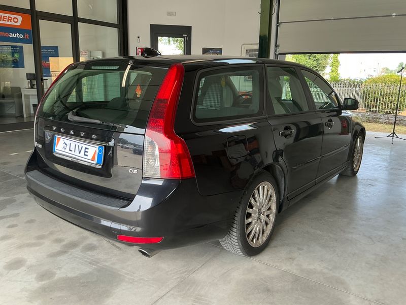 Volvo V50 2.4 D5 Summum 2007 – снимка 2