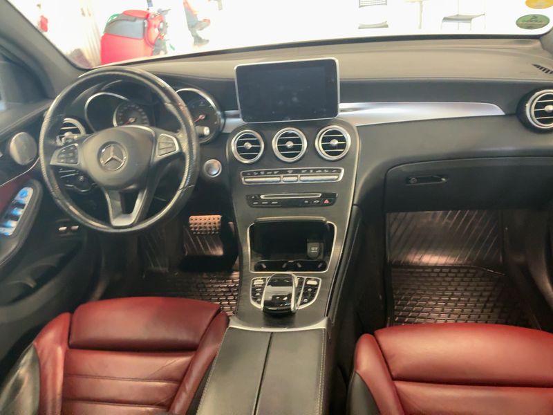Mercedes-Benz GLC-Klasse GLC 350 4Matic AMG Line 2018 – снимка 17