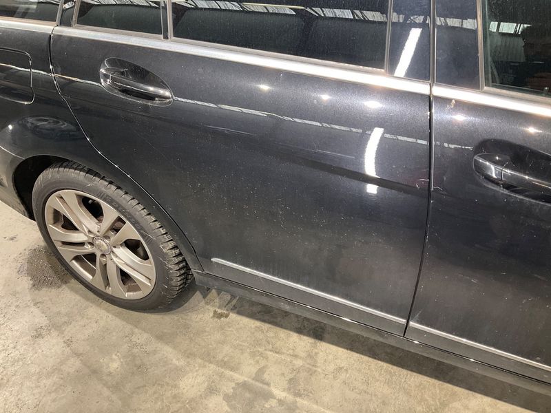 Mercedes-Benz C-Klasse C 200 CDI T BlueEfficiency Avantgarde 2011 – снимка 23