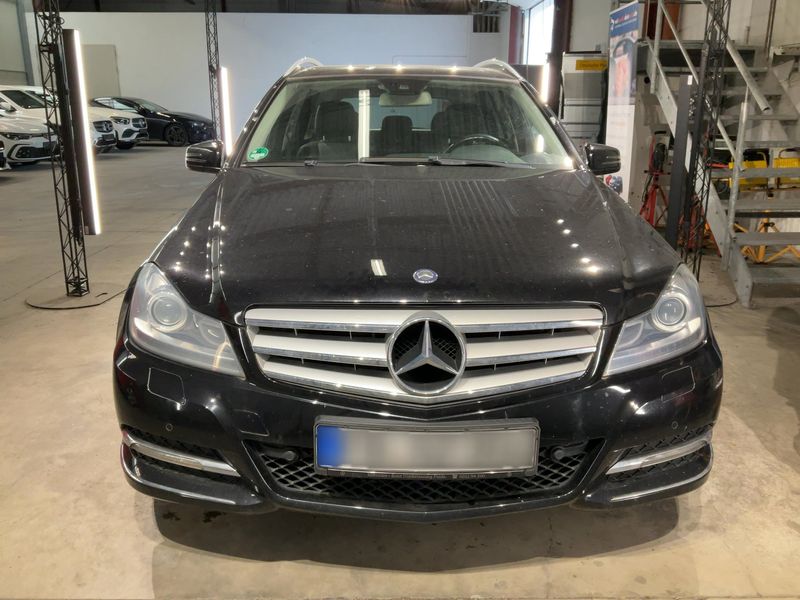 Mercedes-Benz C-Klasse C 200 CDI T BlueEfficiency Avantgarde 2011 – снимка 14
