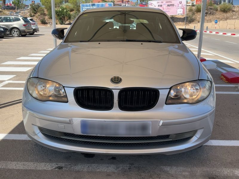 BMW 1er 116d 2010 – снимка 14