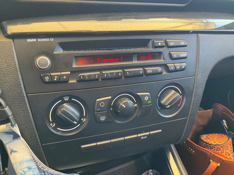 BMW 1er 116d 2010 – снимка на щета 33