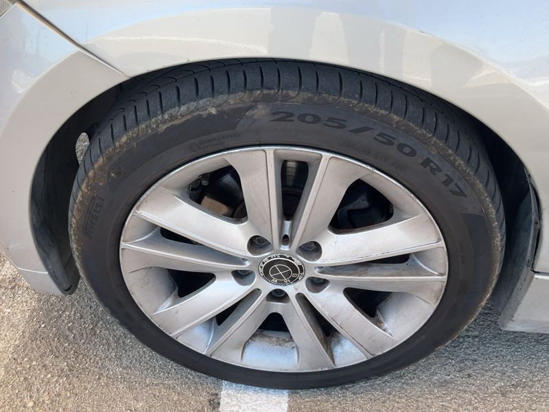 BMW 1er 116d 2010 – снимка 3