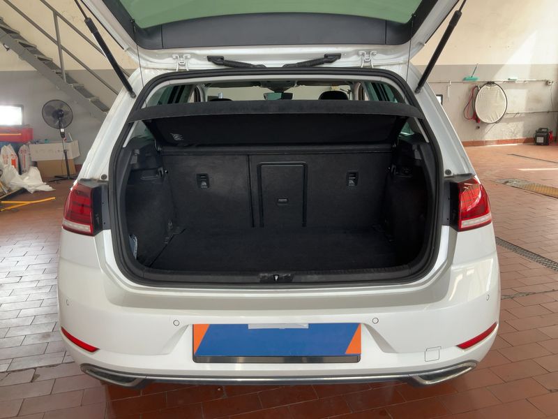Volkswagen Golf VII 1.5 TSI ACT Highline BlueMotion Tech 2018 – снимка 15