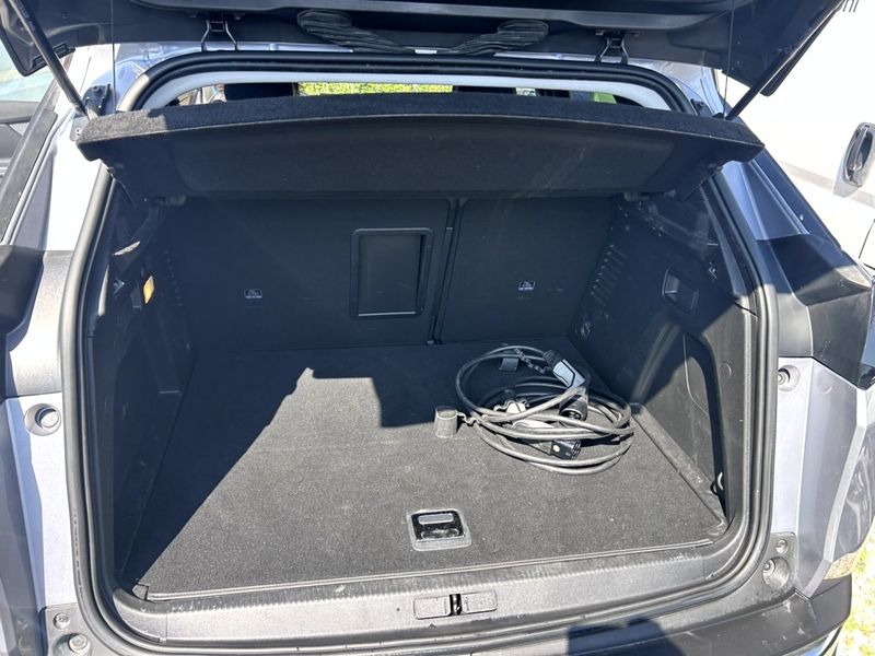 Peugeot 3008 1.6 Hybrid Allure Pack 2022 – снимка 9