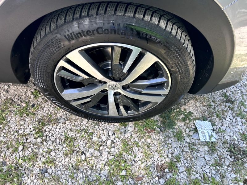 Peugeot 3008 1.6 Hybrid Allure Pack 2022 – снимка 23