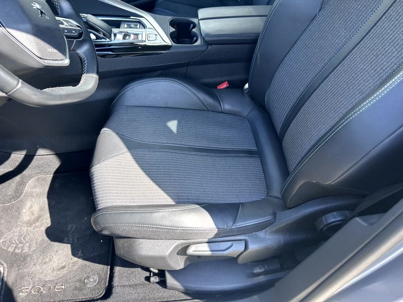 Peugeot 3008 1.6 Hybrid Allure Pack 2022 – снимка 10