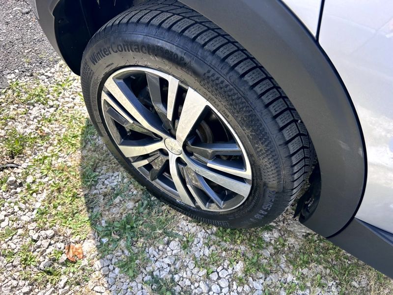 Peugeot 3008 1.6 Hybrid Allure Pack 2022 – снимка 21