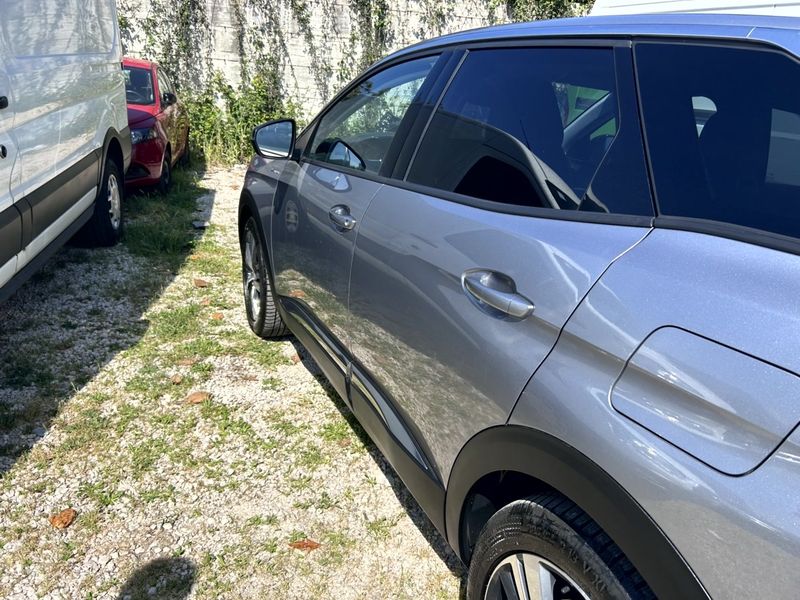 Peugeot 3008 1.6 Hybrid Allure Pack 2022 – снимка 25