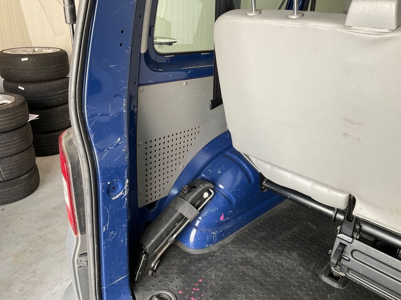 Volkswagen T5 Kombi 2.0 TDI 2012 – снимка 52