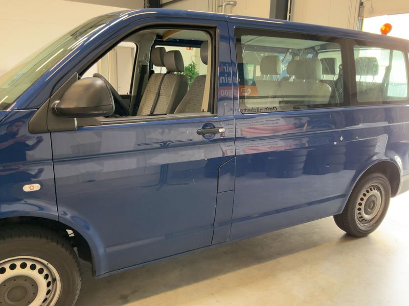 Volkswagen T5 Kombi 2.0 TDI 2012 – снимка 4