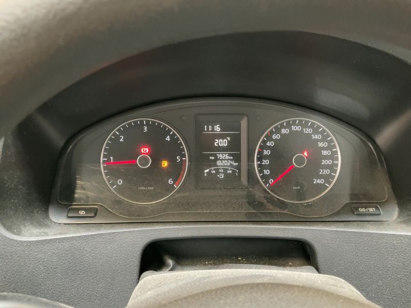 Volkswagen T5 Kombi 2.0 TDI 2012 – снимка 18