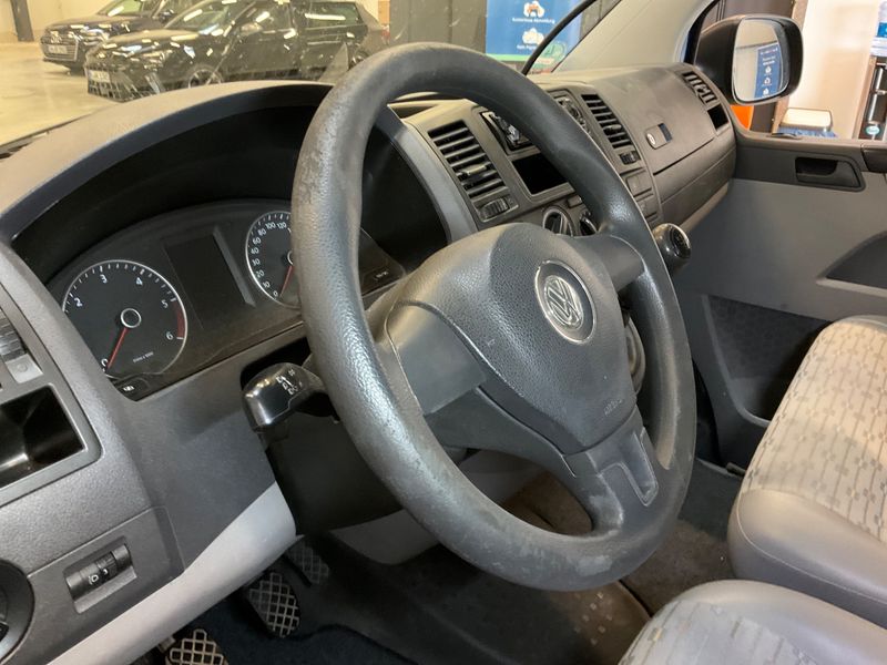Volkswagen T5 Kombi 2.0 TDI 2012 – снимка 44