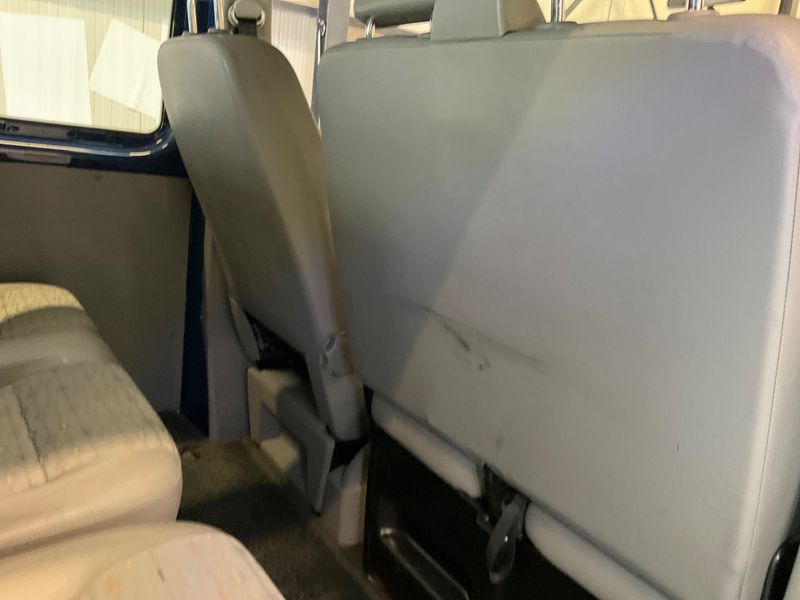 Volkswagen T5 Kombi 2.0 TDI 2012 – снимка 57