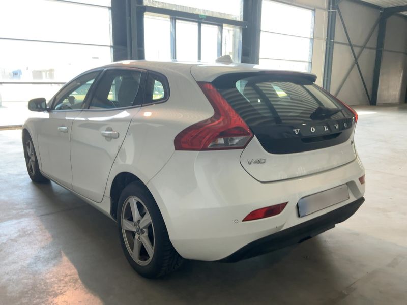 Volvo V40 1.6 D2 Summum 2013 – снимка 6
