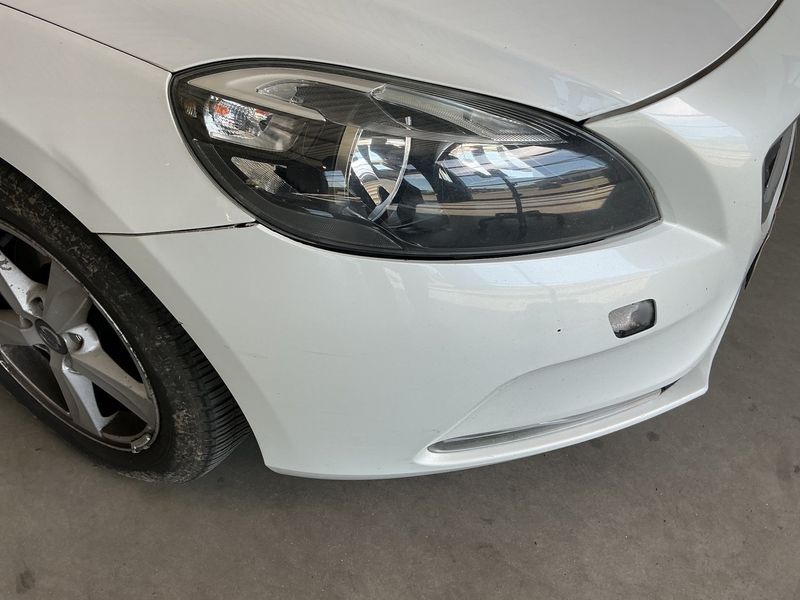 Volvo V40 1.6 D2 Summum 2013 – снимка 41