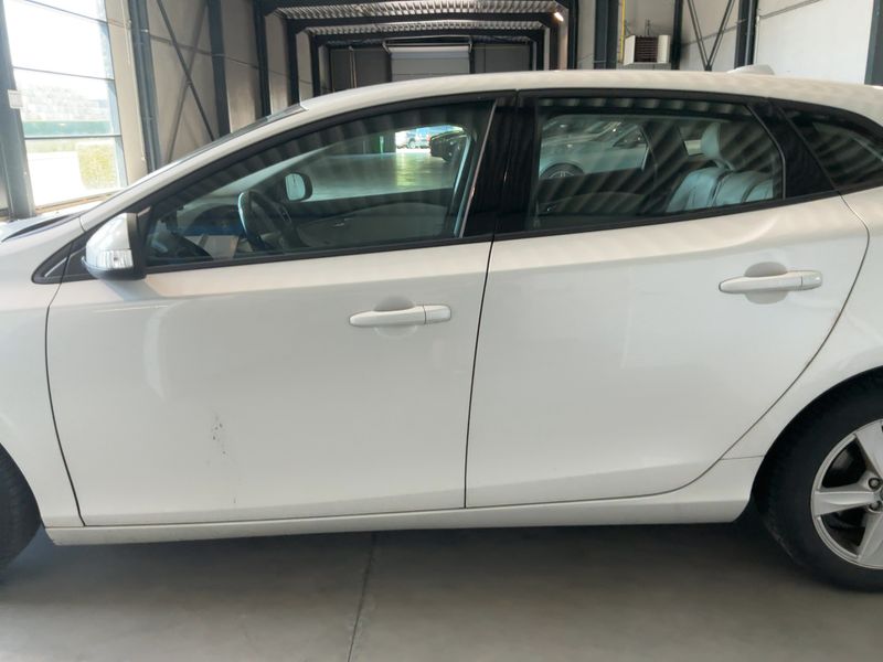 Volvo V40 1.6 D2 Summum 2013 – снимка 4
