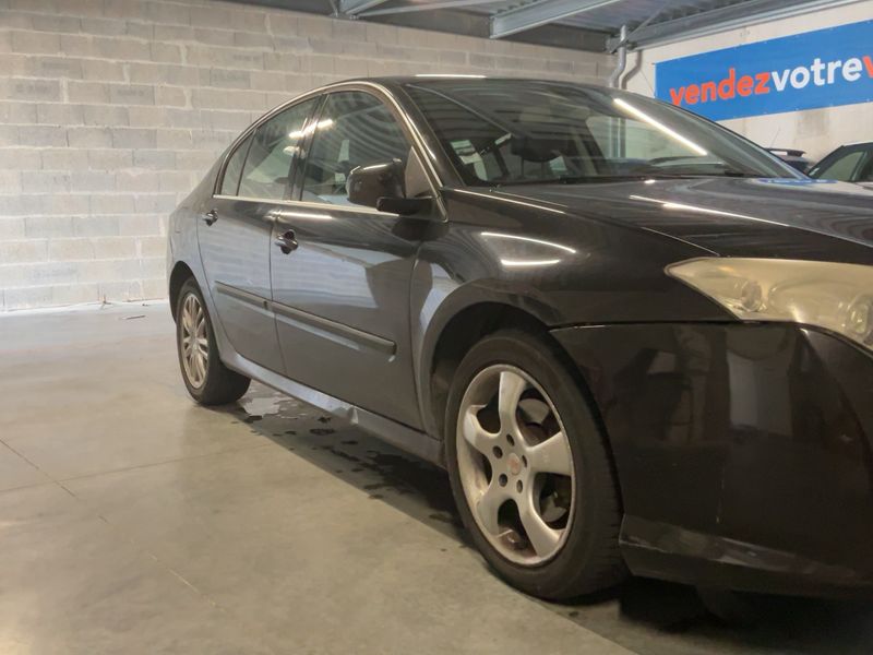 Renault Laguna 2.0 dCi Initiale 2009 – снимка 12
