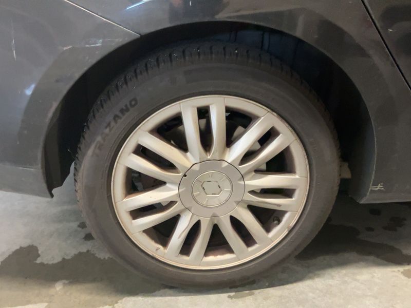 Renault Laguna 2.0 dCi Initiale 2009 – снимка 9