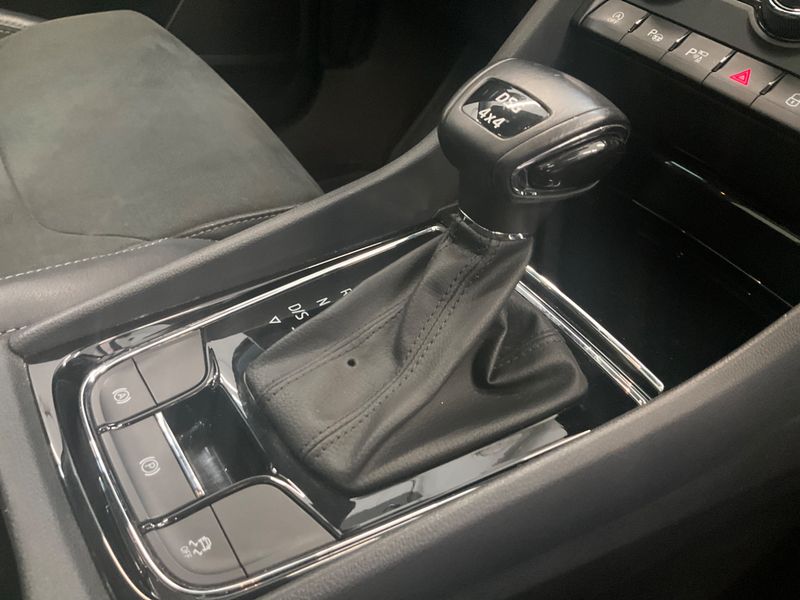 Skoda Kodiaq 2.0 TDI Style 4x4 2022 – снимка 29