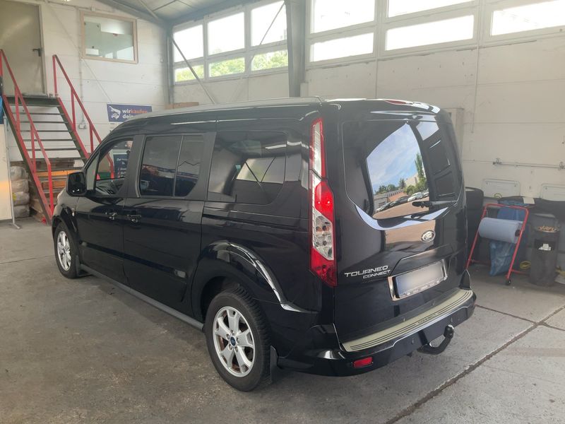 Ford Grand Tourneo Connect 1.6 TDCi Titanium 2014 – снимка 6