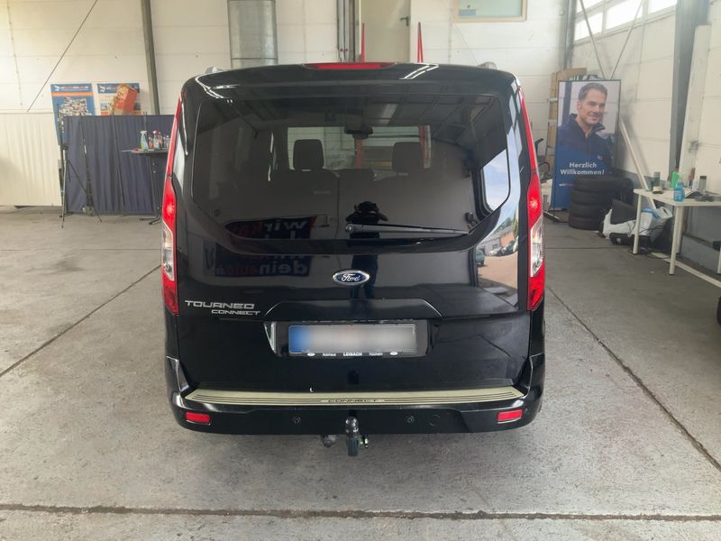 Ford Grand Tourneo Connect 1.6 TDCi Titanium 2014 – снимка 7