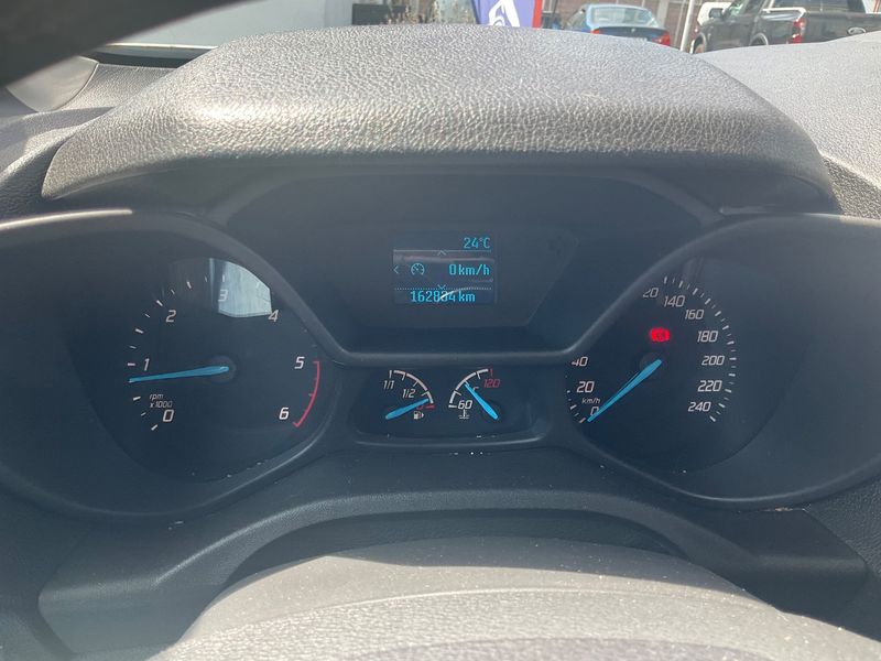 Ford Grand Tourneo Connect 1.6 TDCi Titanium 2014 – снимка 18