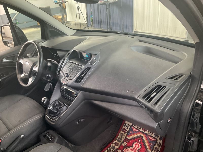 Ford Grand Tourneo Connect 1.6 TDCi Titanium 2014 – снимка 31