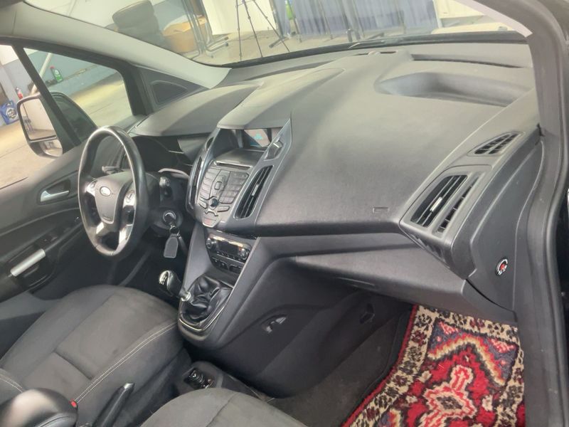 Ford Grand Tourneo Connect 1.6 TDCi Titanium 2014 – снимка 17