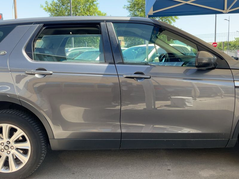 Land Rover Discovery Sport 2.0 Td4 HSE 2018 – снимка 10