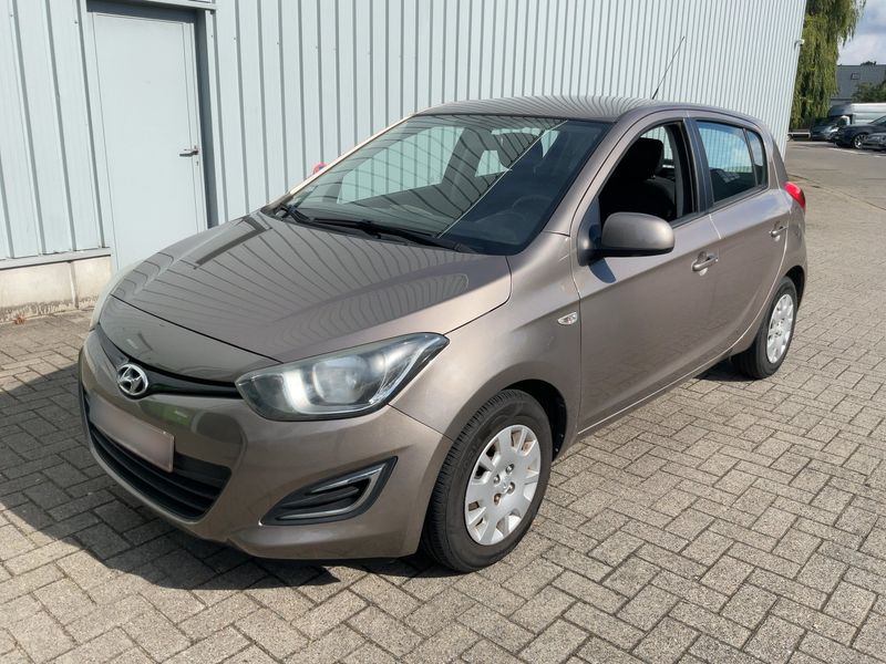 Hyundai i20 1.2 Classic 2013 – снимка 1