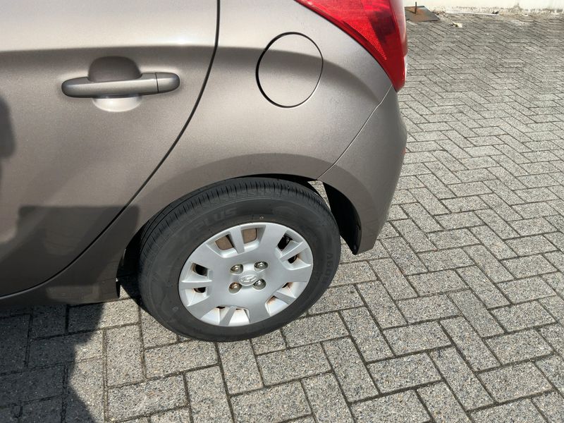 Hyundai i20 1.2 Classic 2013 – снимка 5
